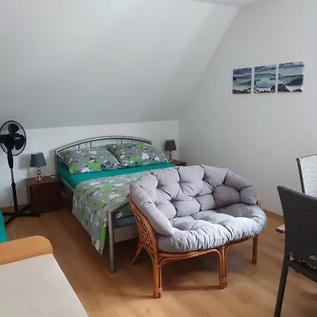 Rafa - Pokoje Goscinne Homestay *